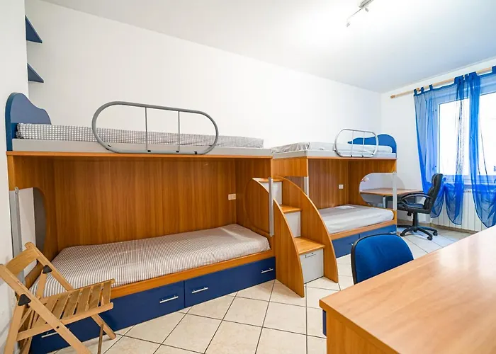 Lilly A * Porto Azzurro