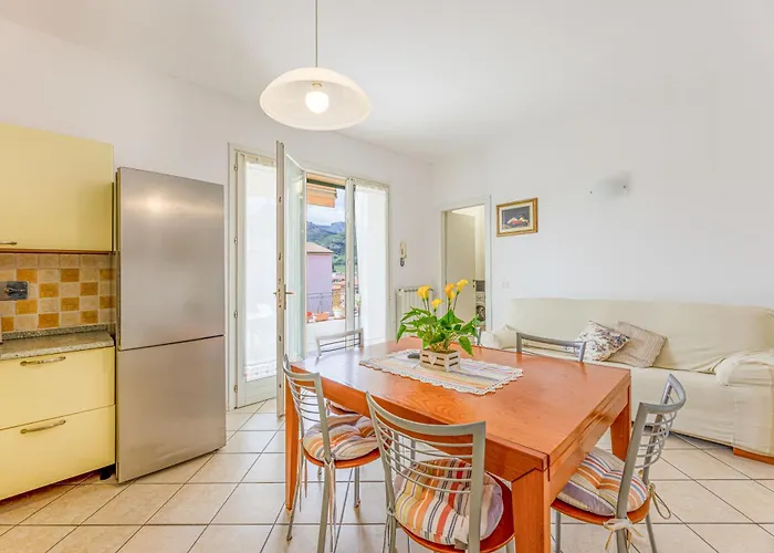 Lilly A * Porto Azzurro