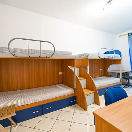 Lilly A * פורטו אזורו